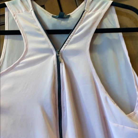 TOPSHOP pink sleeveless top with front zipper - Picture 3 of 7